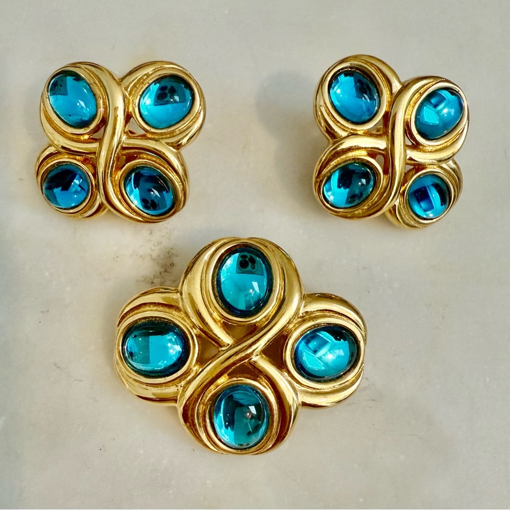 Vintage Monet Gold-Tone Brooch and Earring Set Blue Cabochons